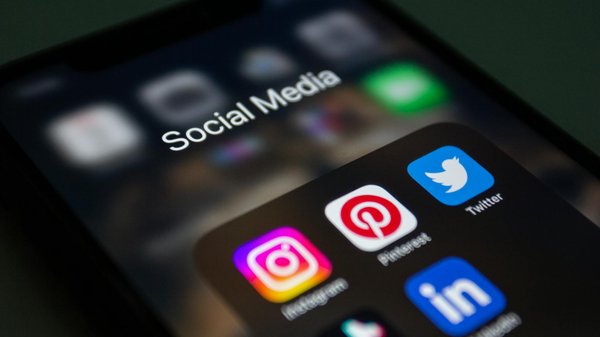 Quels sont les outils les plus efficaces pour une campagne de marketing de contenu pour une entreprise de développement logiciel?
